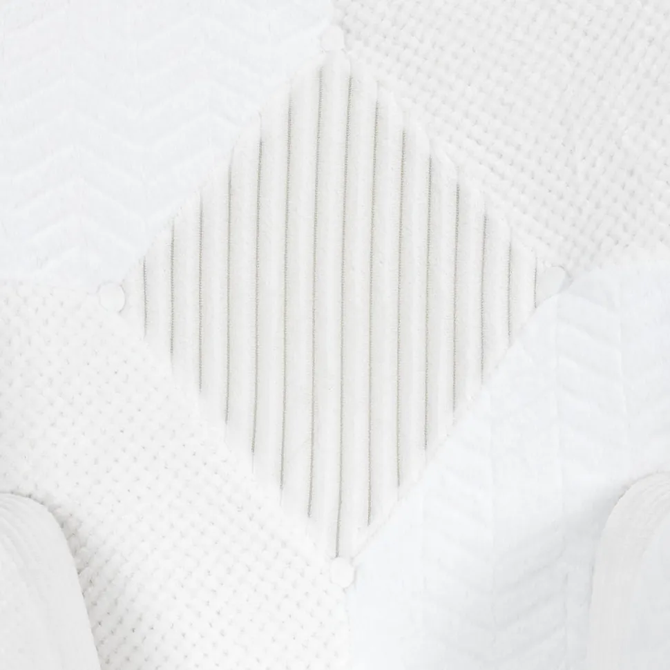 Fotel uszak Helsinki biały patchwork