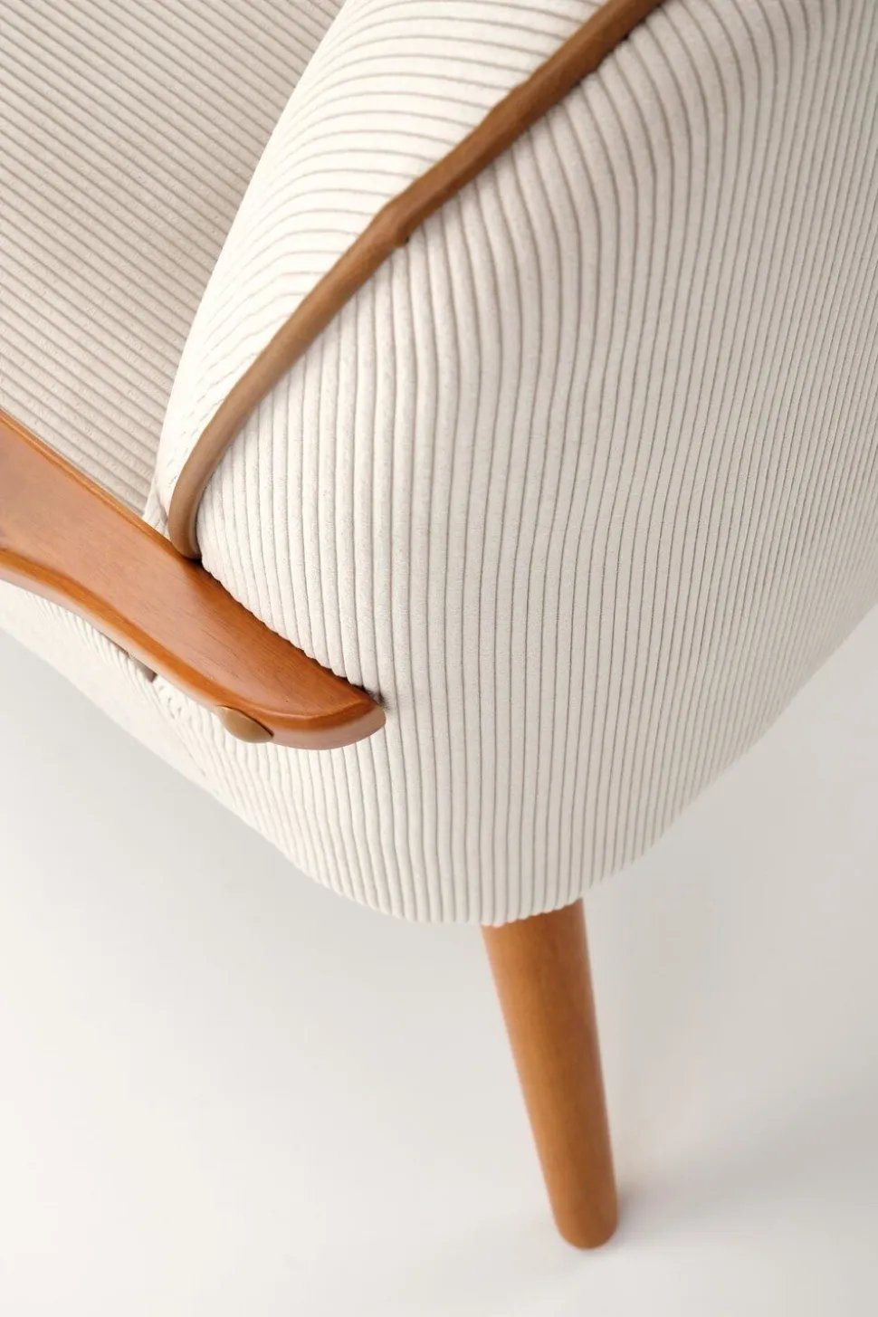 Fotel wypoczynkowy Grejs beż/orzech