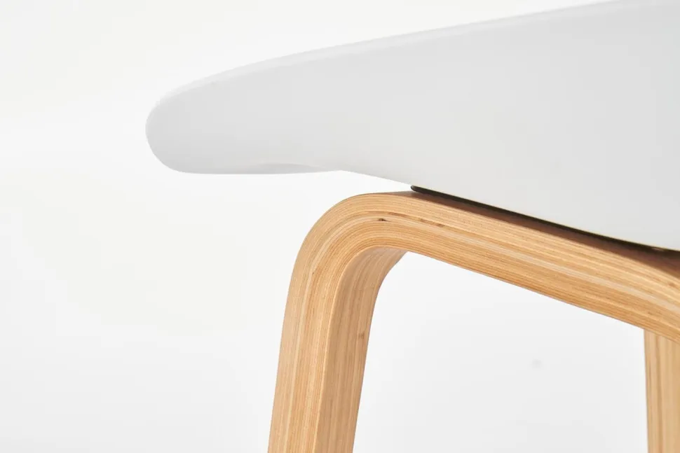 Hoker Radin biały szara poduszka