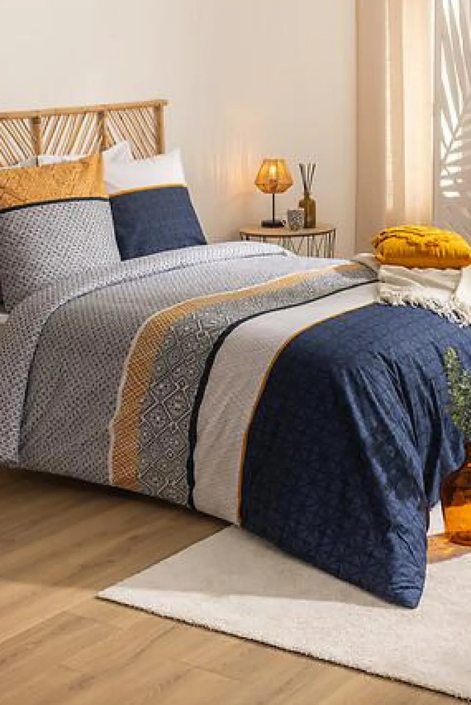 Komplet pościeli Etnik w paski 260 x 240 cm niebieski