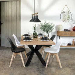 Krzesło Baya białe, nogi bukowe