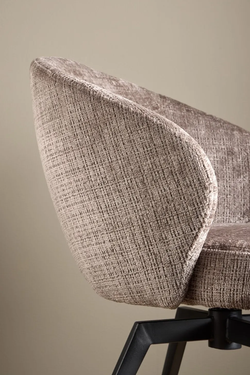 Krzesło Darlene brązowe Juto 24