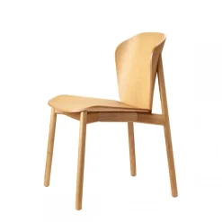 Krzesło Finn drewniane jasny orzech drewniane