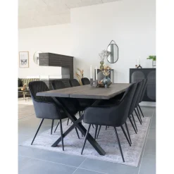 Krzesło Harbo czarne VIC/ czarne