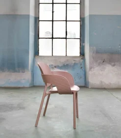 Krzesło Hug z podłokietnikami dove grey