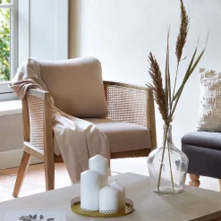Krzesło Koza z podłokietnikami beżowe