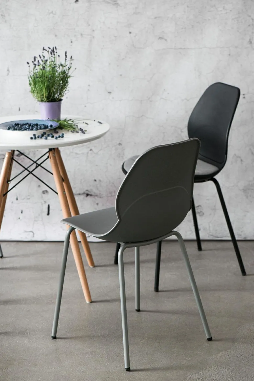 Krzesło Layer 4 czarne nowoczesne