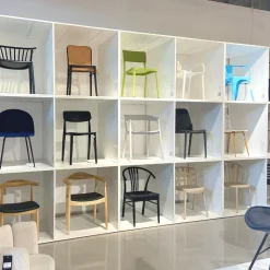 Krzesło Nopie black z tworzywa