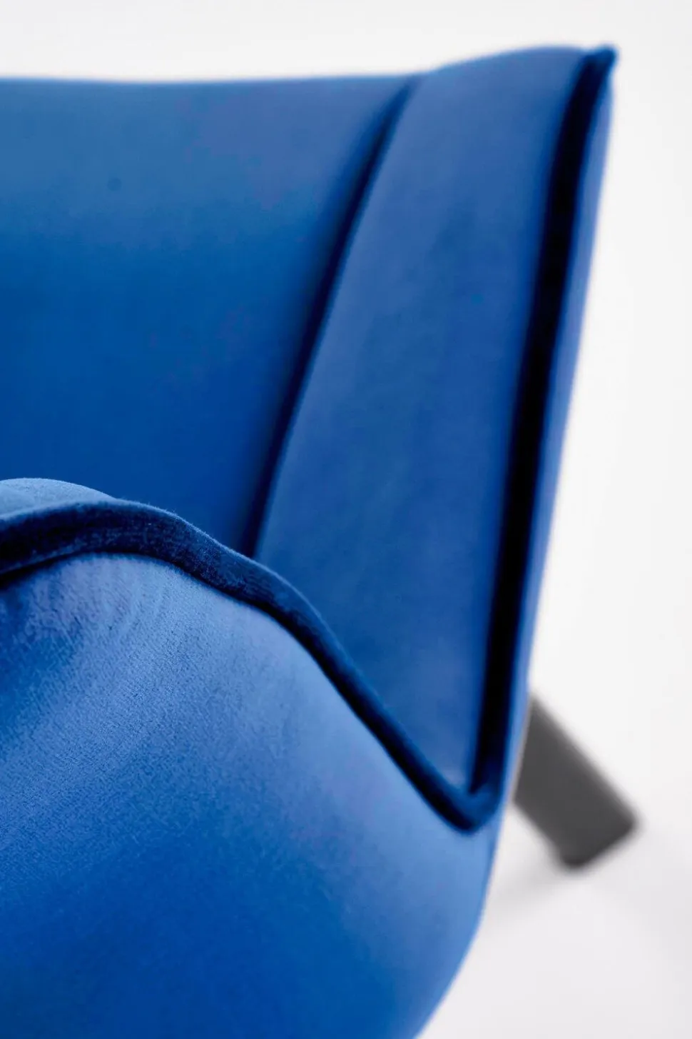 Krzesło obrotowe Veroniq granatowe przeszycia