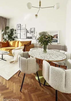 Krzesło Paume białe tkanina teddy bear