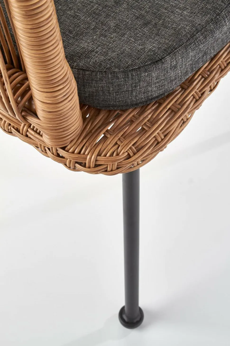 Krzesło Raffu z szarą poduszką