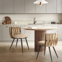 Krzesło Trixie  beżowe tapicerowane plecione