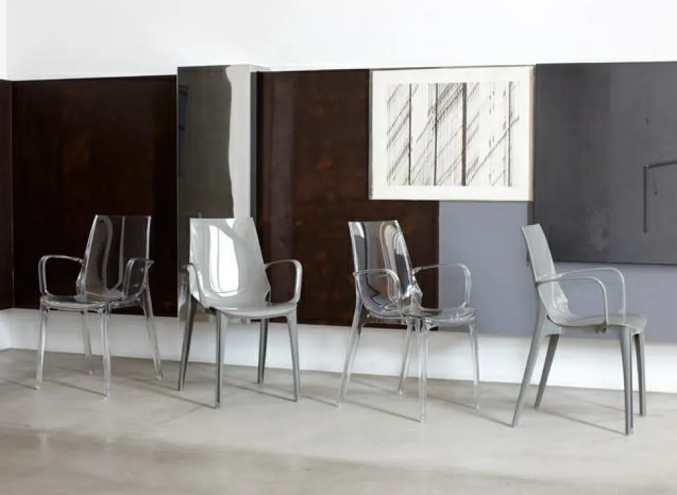 Krzesło Vanity dymione z tworzywa