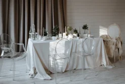 Krzesło Viki inspirowane Victoria Ghost transparentne z tworzywa