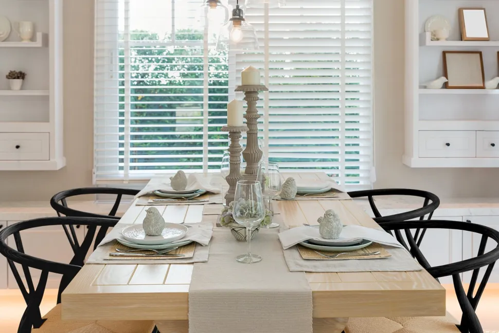 Krzesło Wicker Color naturalne/czarne inspirowane Wishbone