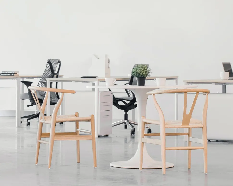 Krzesło Wicker Color naturalny/jasny brązowy inspirowane Wishbone