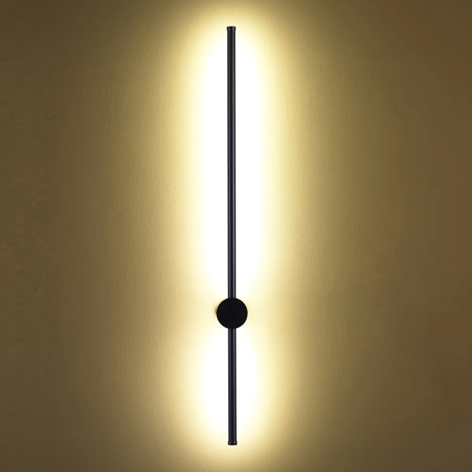 Lampa ścienna SPARO 100 czarna 100 cm