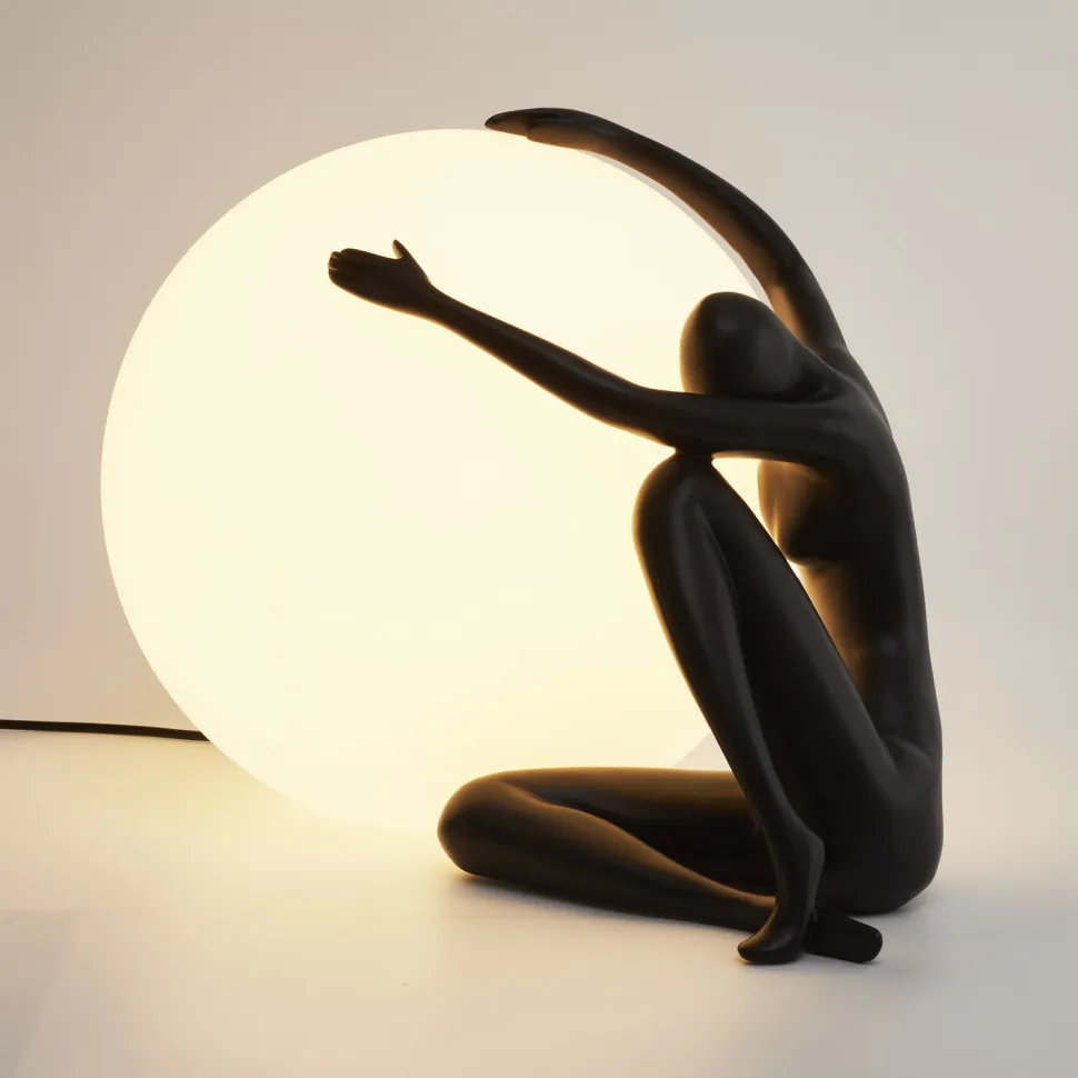 Lampa stołowa WOMAN-1 czarna 47 cm