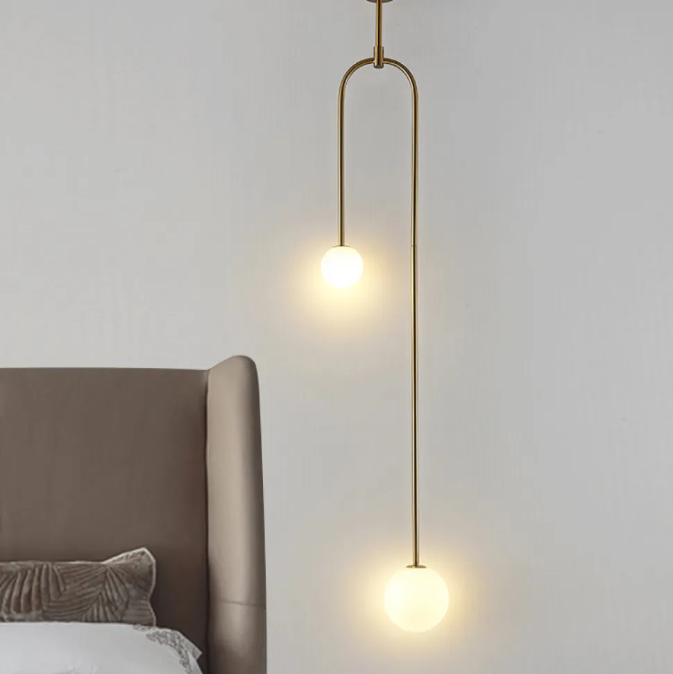 Lampa wisząca Loop złota 123 cm