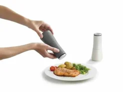 Młynki do pieprzu i soli Joseph Joseph M