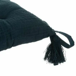 Poduszka na krzesło z pomponami 38x38cm