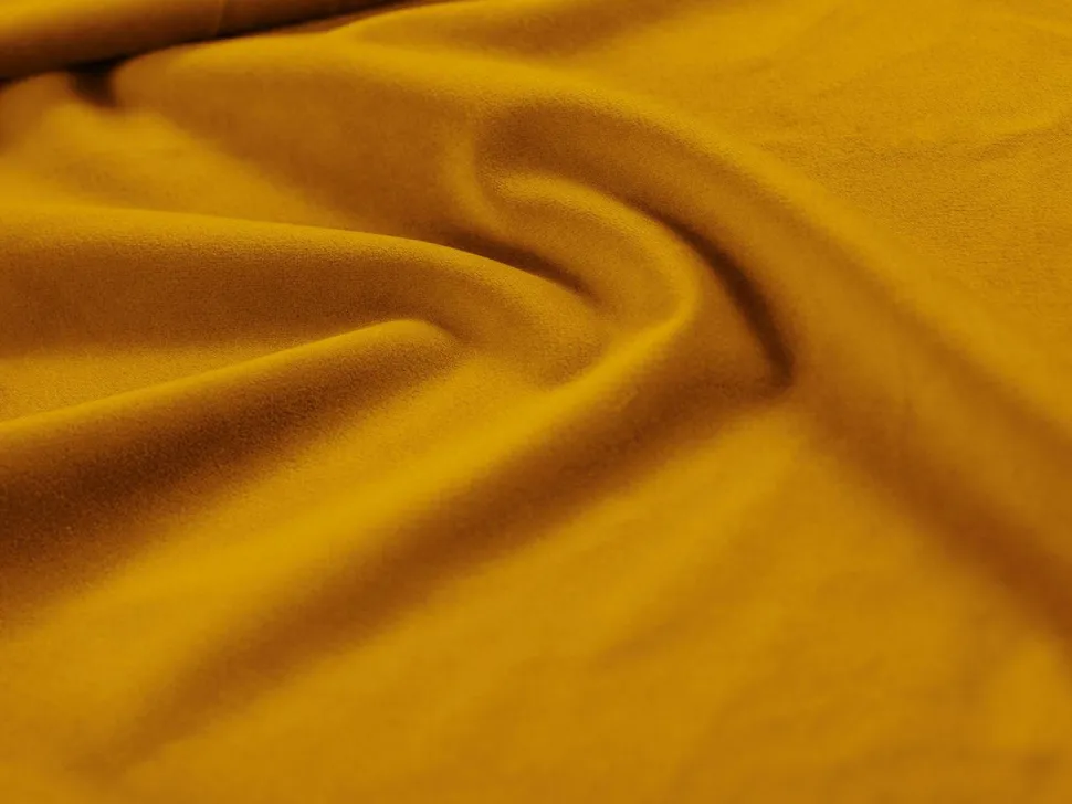 Pufa Lupine Yellow Velvet