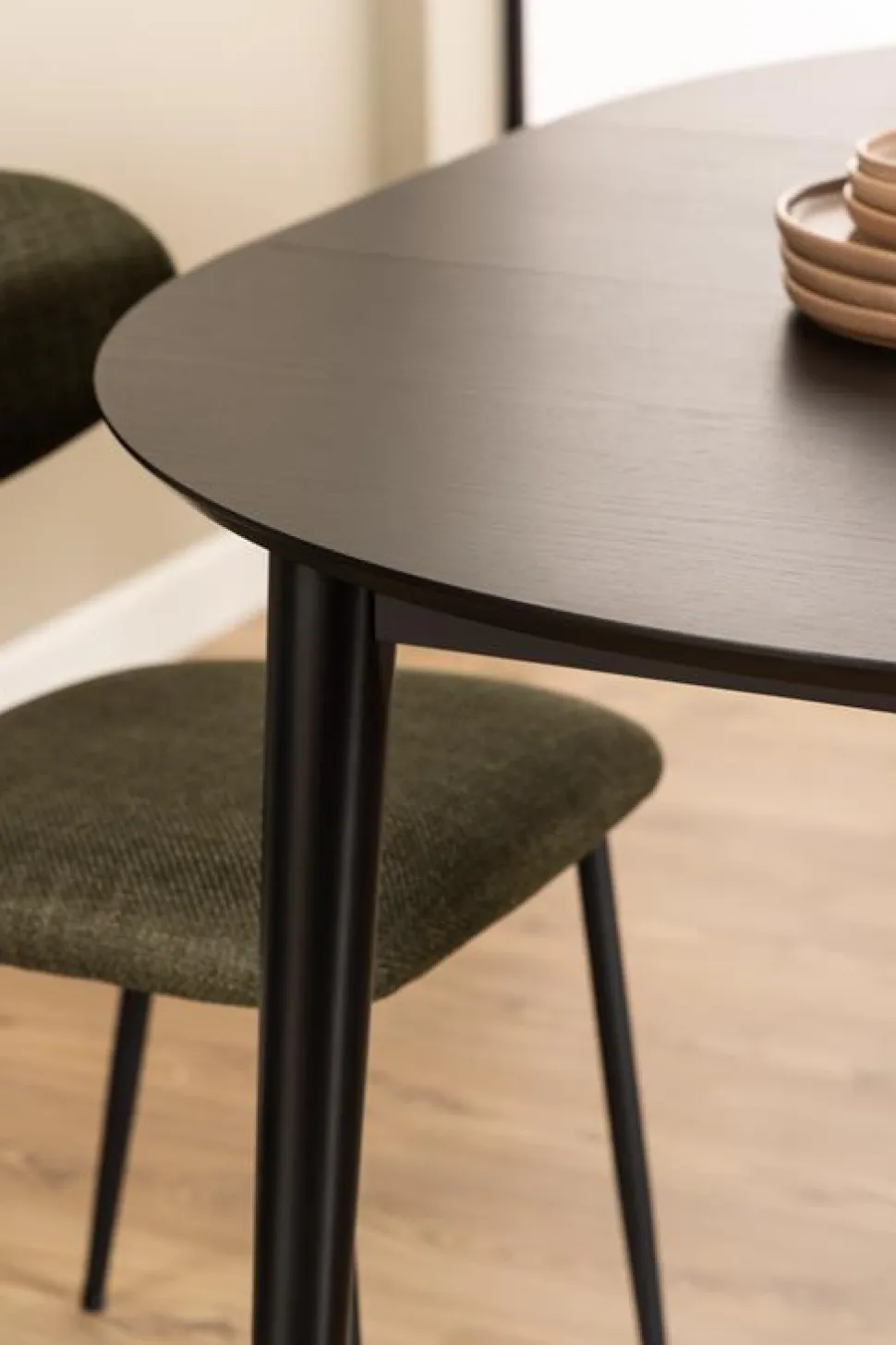 Stół Montreux okrągły czarny
