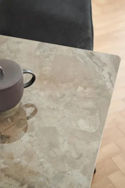 Stół Wicklow 140x80cm polerowana ceramika Aberta