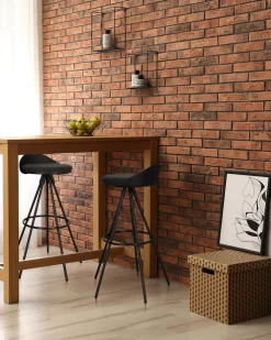 Stołek barowy Nagzari czarny