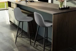 Stołek barowy Wilma szary jasny/czarny tapicerowany