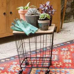 Stolik na kółkach Jordi