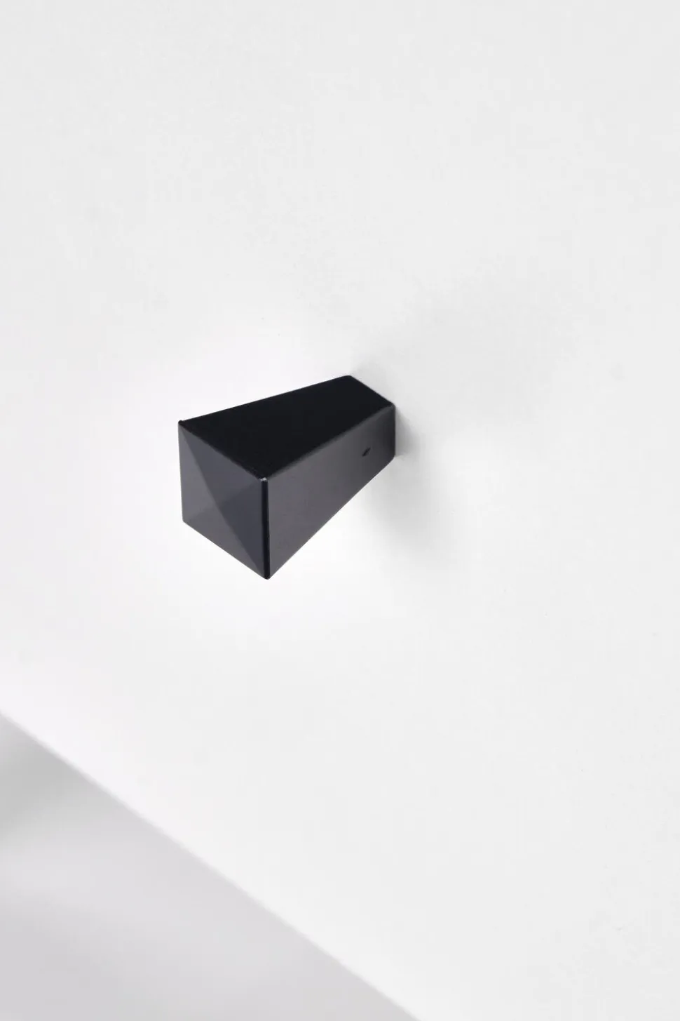 Szafka nocna Tisaia biały/czarny