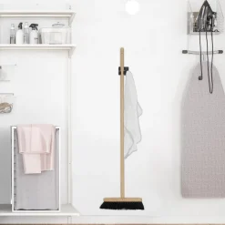 Uchwyt ścienny na szczotkę do zamiatania  /mop