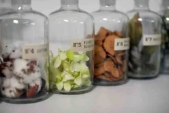 Świeca XL 600gr. Bulgarian Rose and Oud