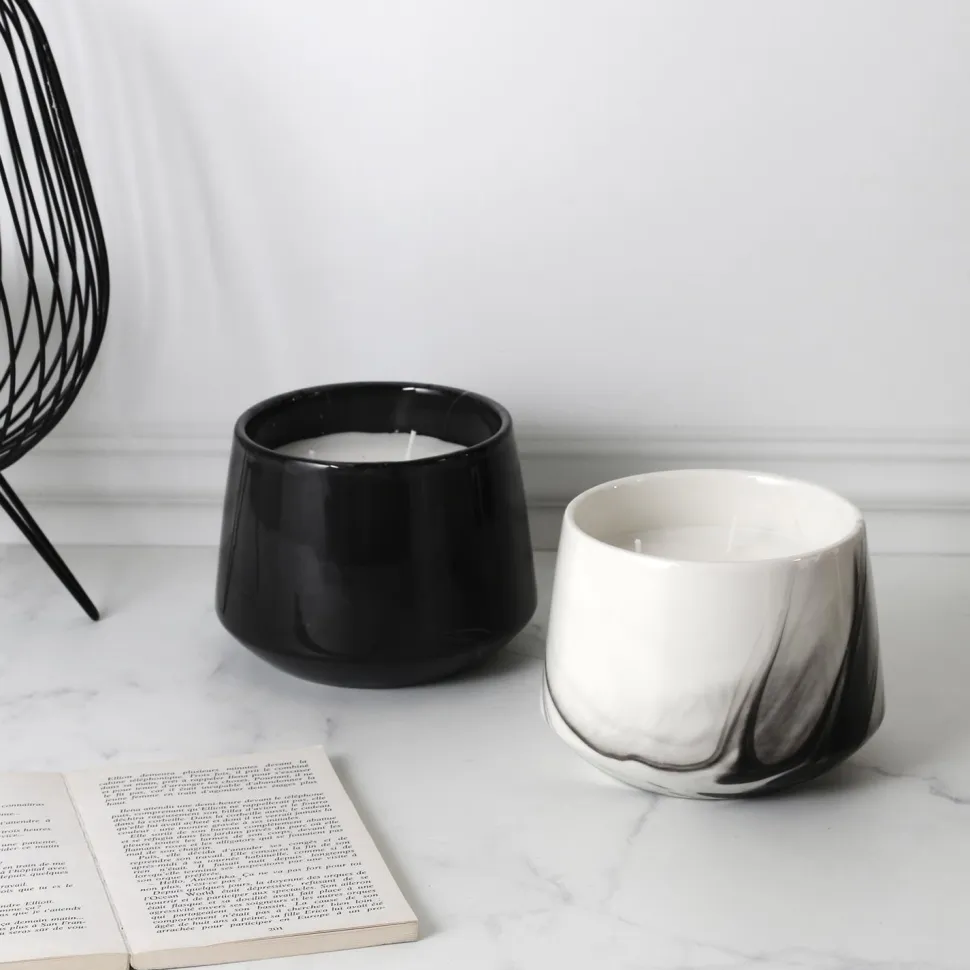 Świeca zapachowa Marble L biała