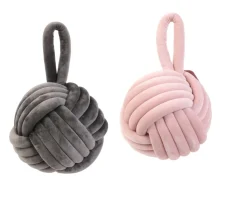 Zestaw dwóch stoperów do drzwi Yarn różowy i szary welwetowe